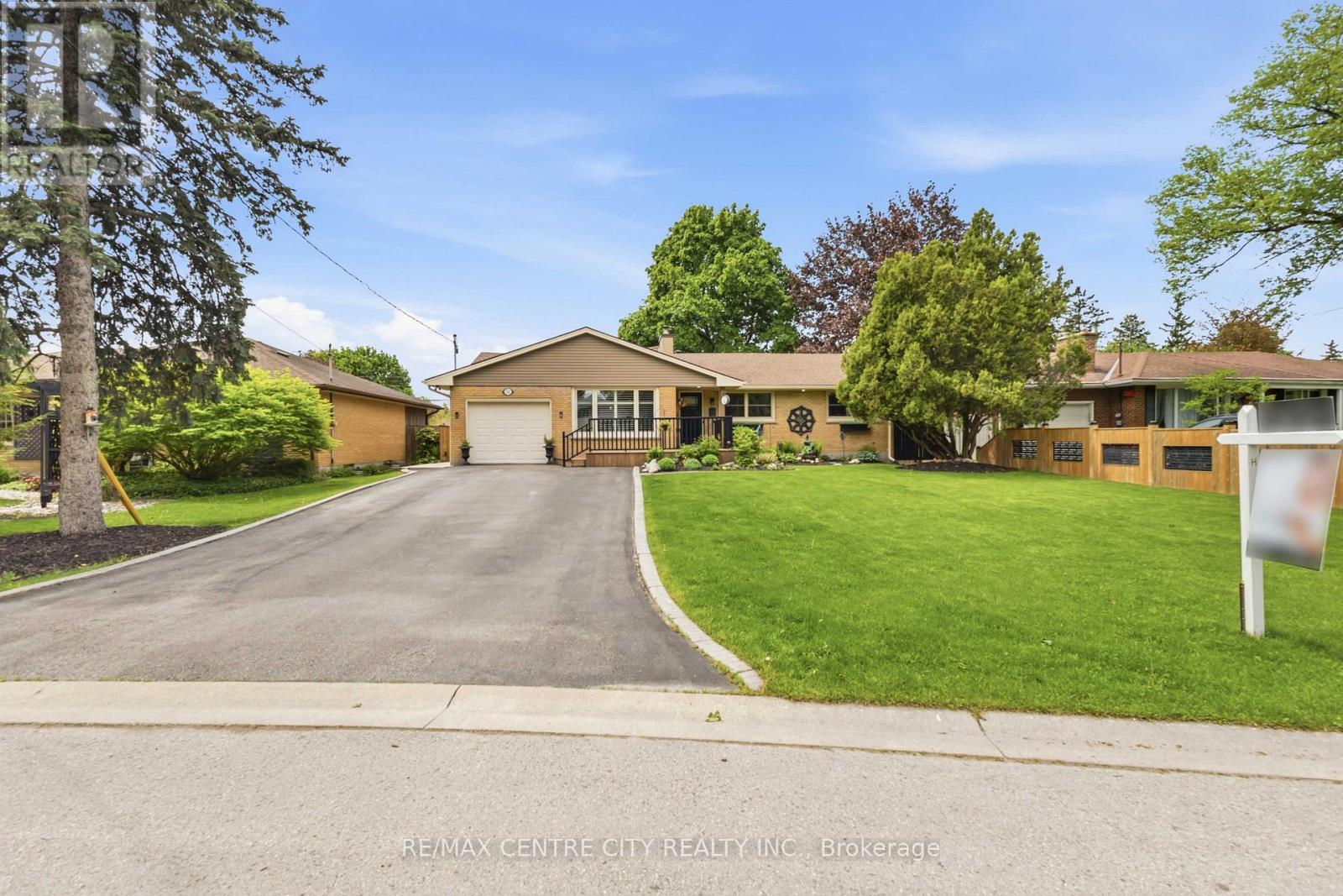 70 Brentwood Crescent, London North, Ontario  N6G 1X2 - Photo 2 - X13155200