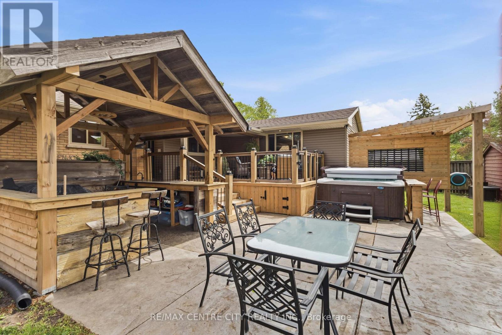 70 Brentwood Crescent, London North, Ontario  N6G 1X2 - Photo 44 - X13155200