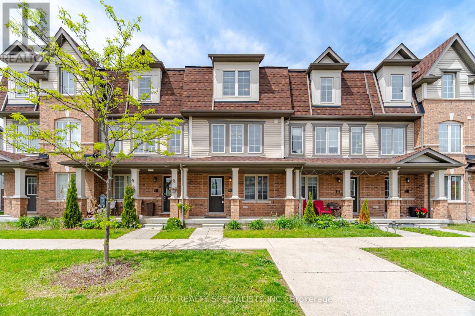 390 LINDEN DRIVE, Cambridge, Ontario