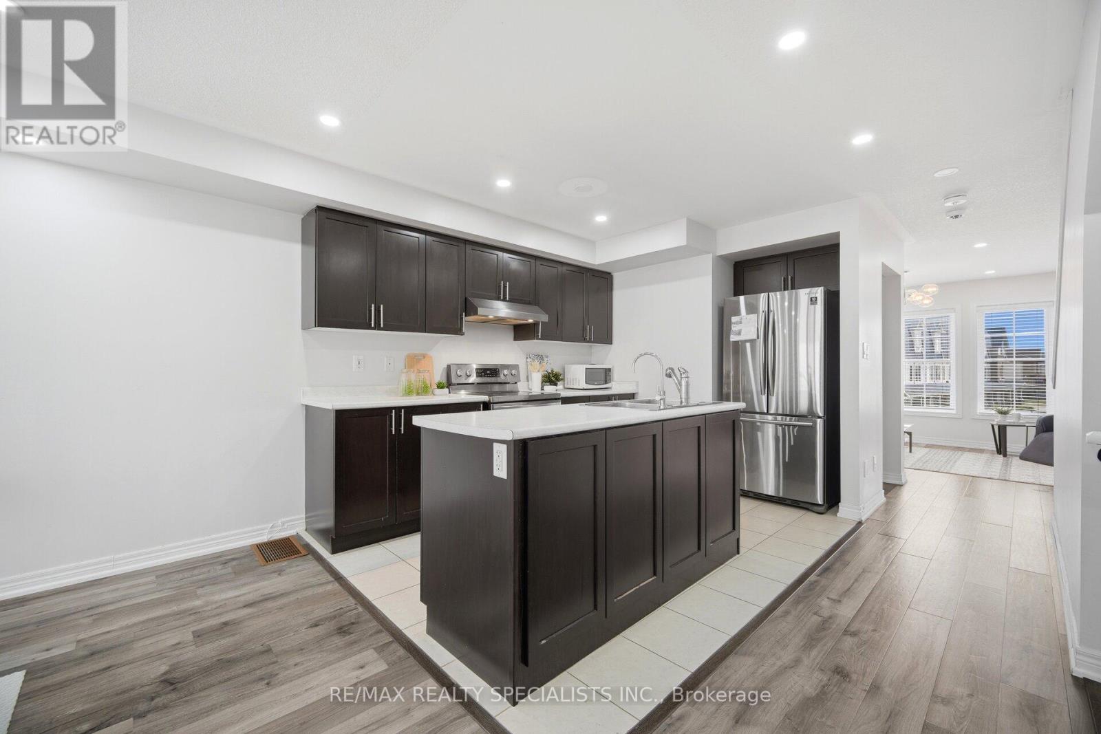 390 Linden Drive, Cambridge, Ontario N3H 0C6 - Photo 13 - X13154946