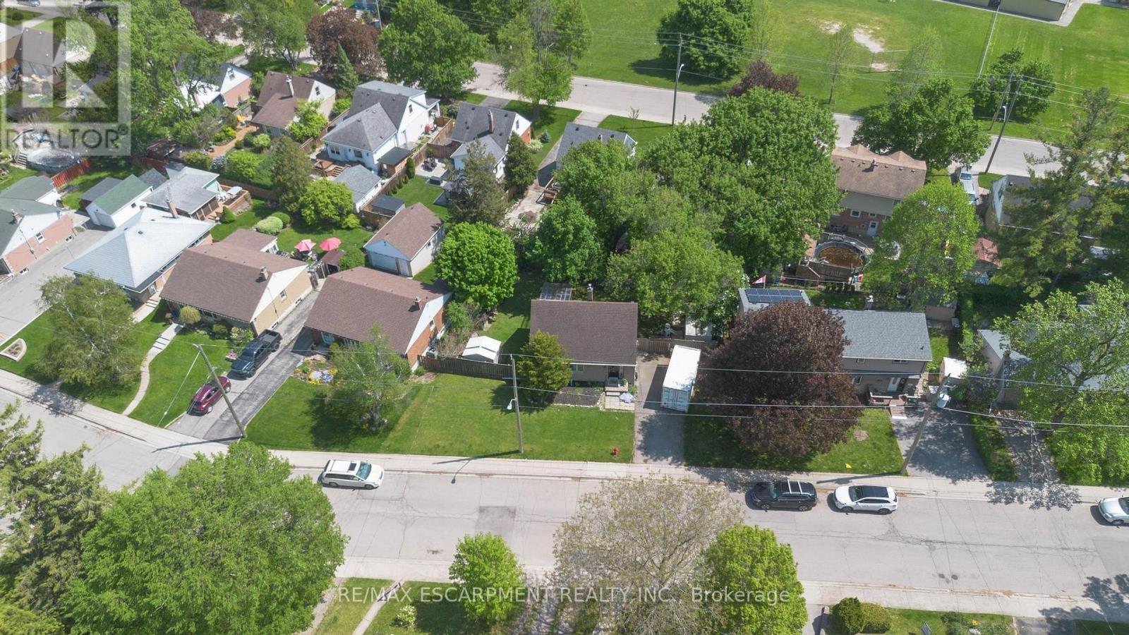 23 Marion Crescent, Hamilton, Ontario  L9H 1H9 - Photo 38 - X13155106