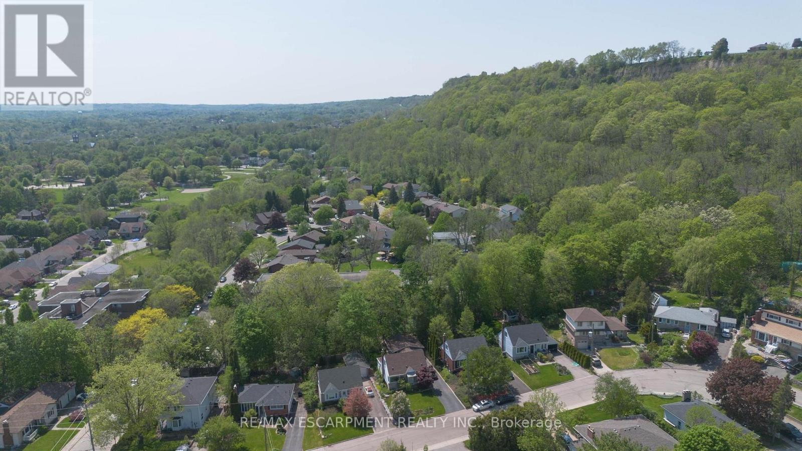 23 Marion Crescent, Hamilton, Ontario  L9H 1H9 - Photo 41 - X13155106