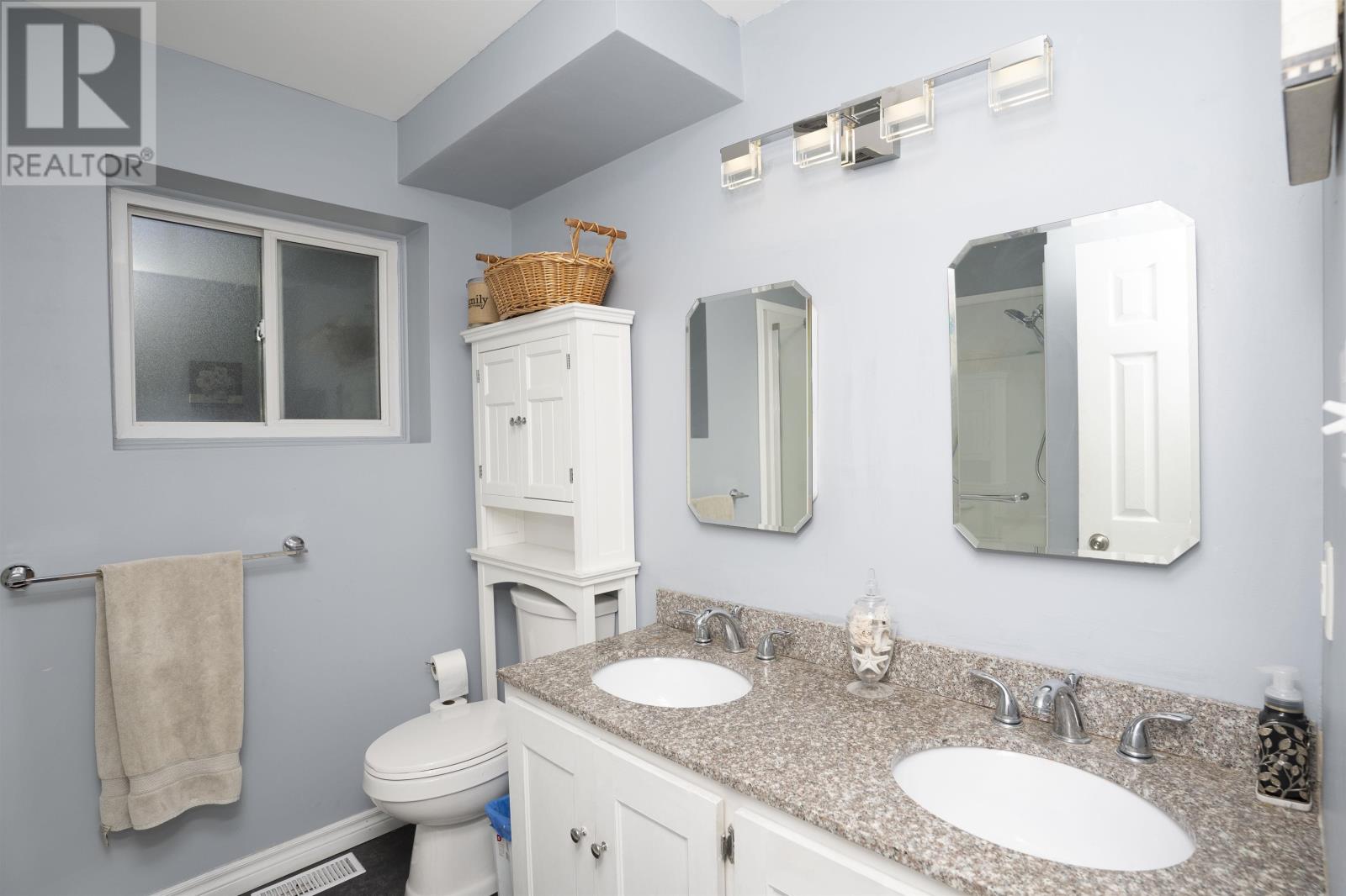 425 Chelsea Cres., Thunder Bay, Ontario  P7B 5P8 - Photo 25 - TB2601119