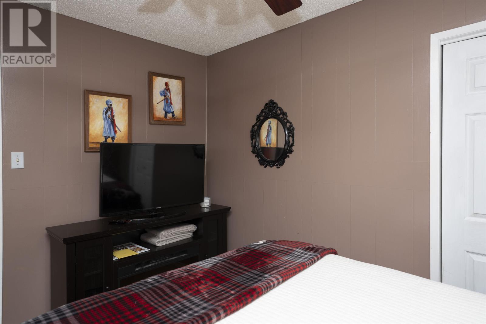 425 Chelsea Cres., Thunder Bay, Ontario  P7B 5P8 - Photo 20 - TB2601119
