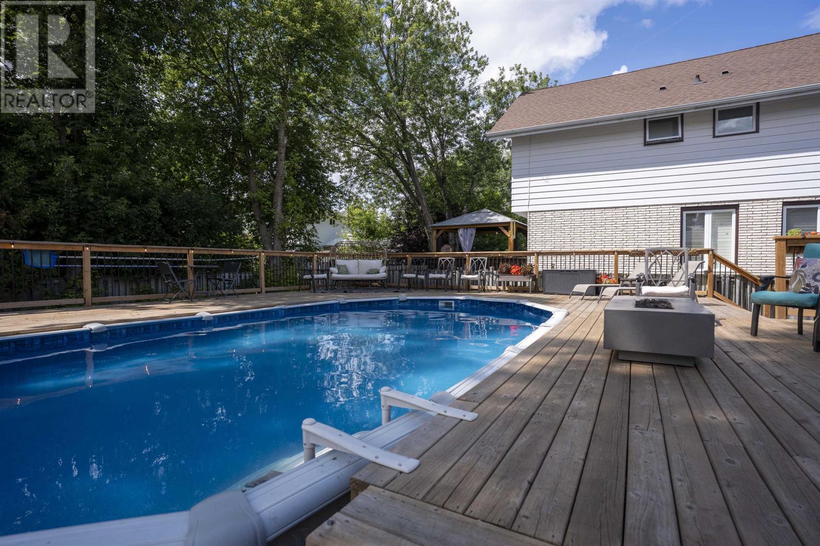 425 Chelsea Cres., Thunder Bay, Ontario  P7B 5P8 - Photo 38 - TB2601119