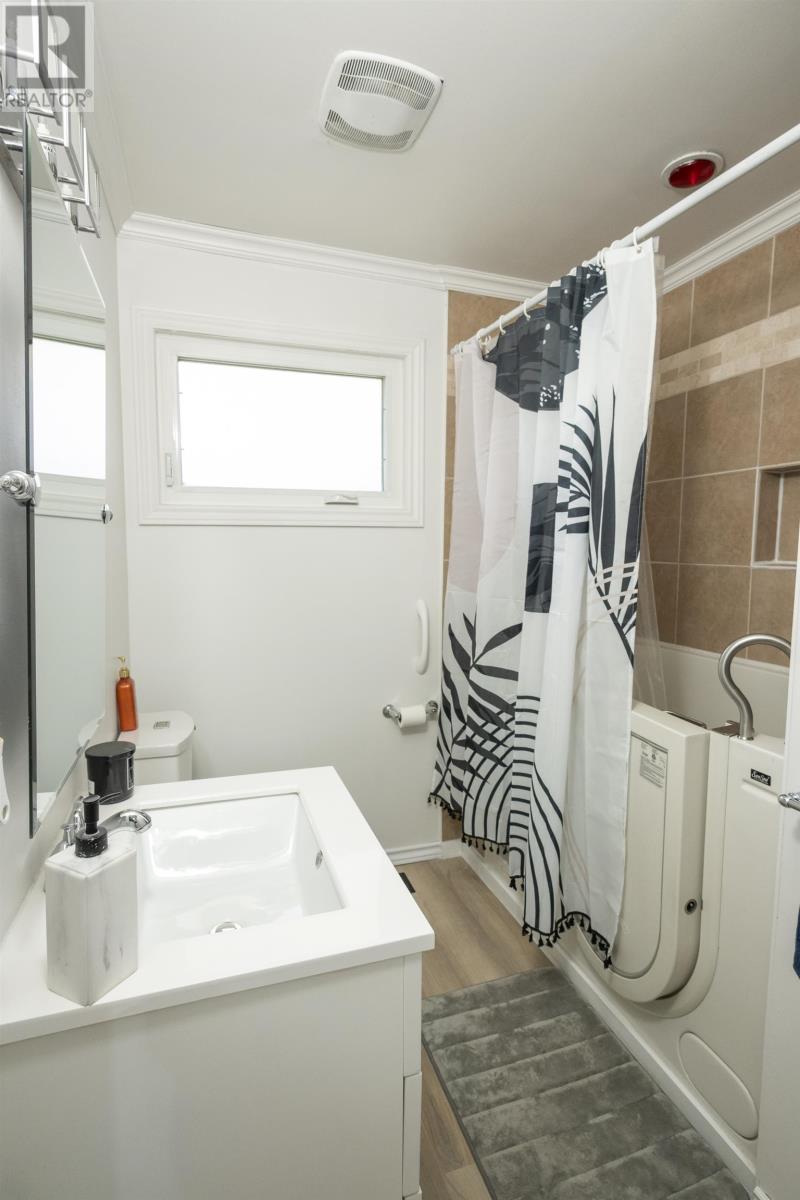 120 Moodie St, Thunder Bay, Ontario  P7E 5A3 - Photo 22 - TB2601129