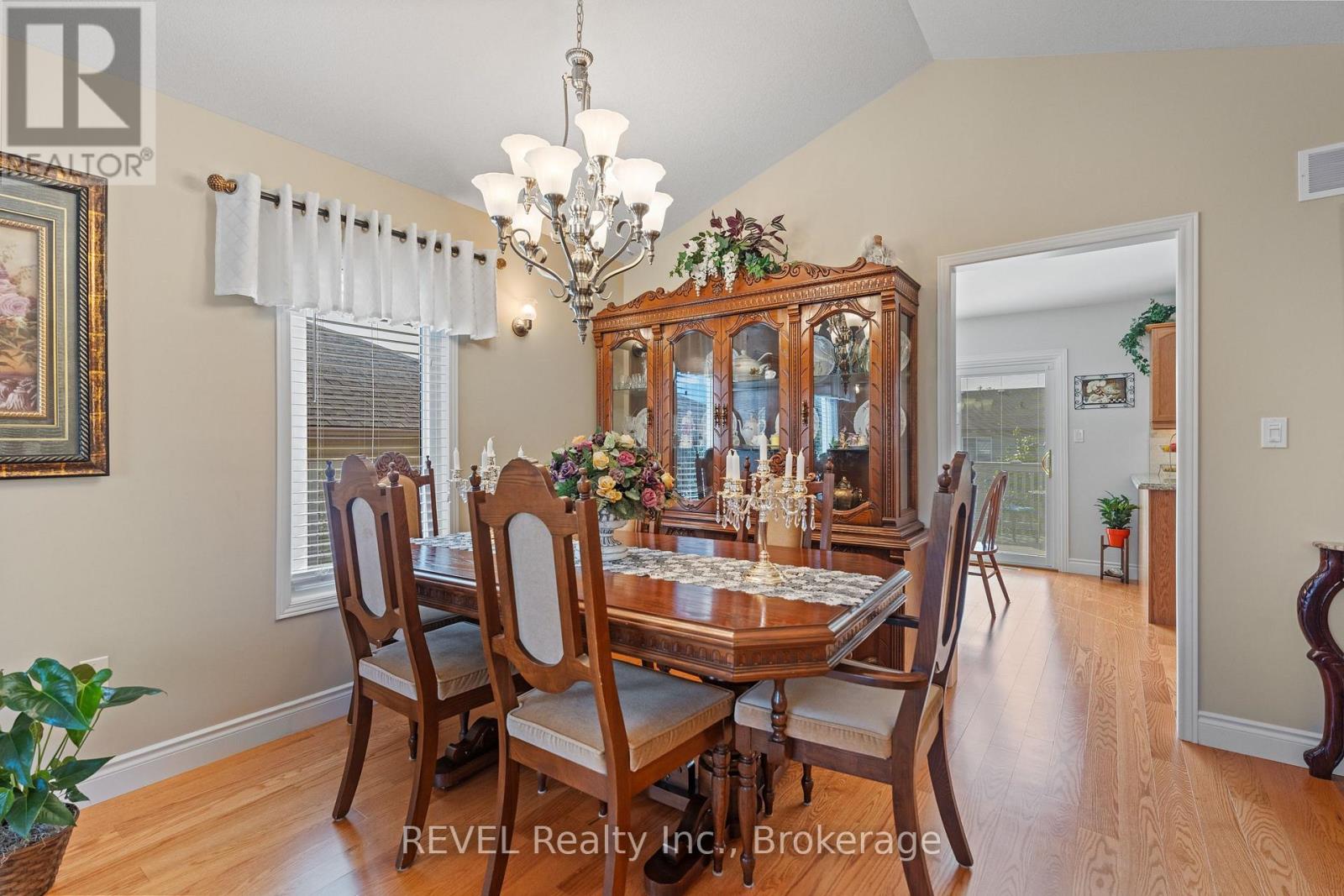 130 Loretta Drive, Niagara-On-The-Lake, Ontario  L0S 1T0 - Photo 10 - X13155300