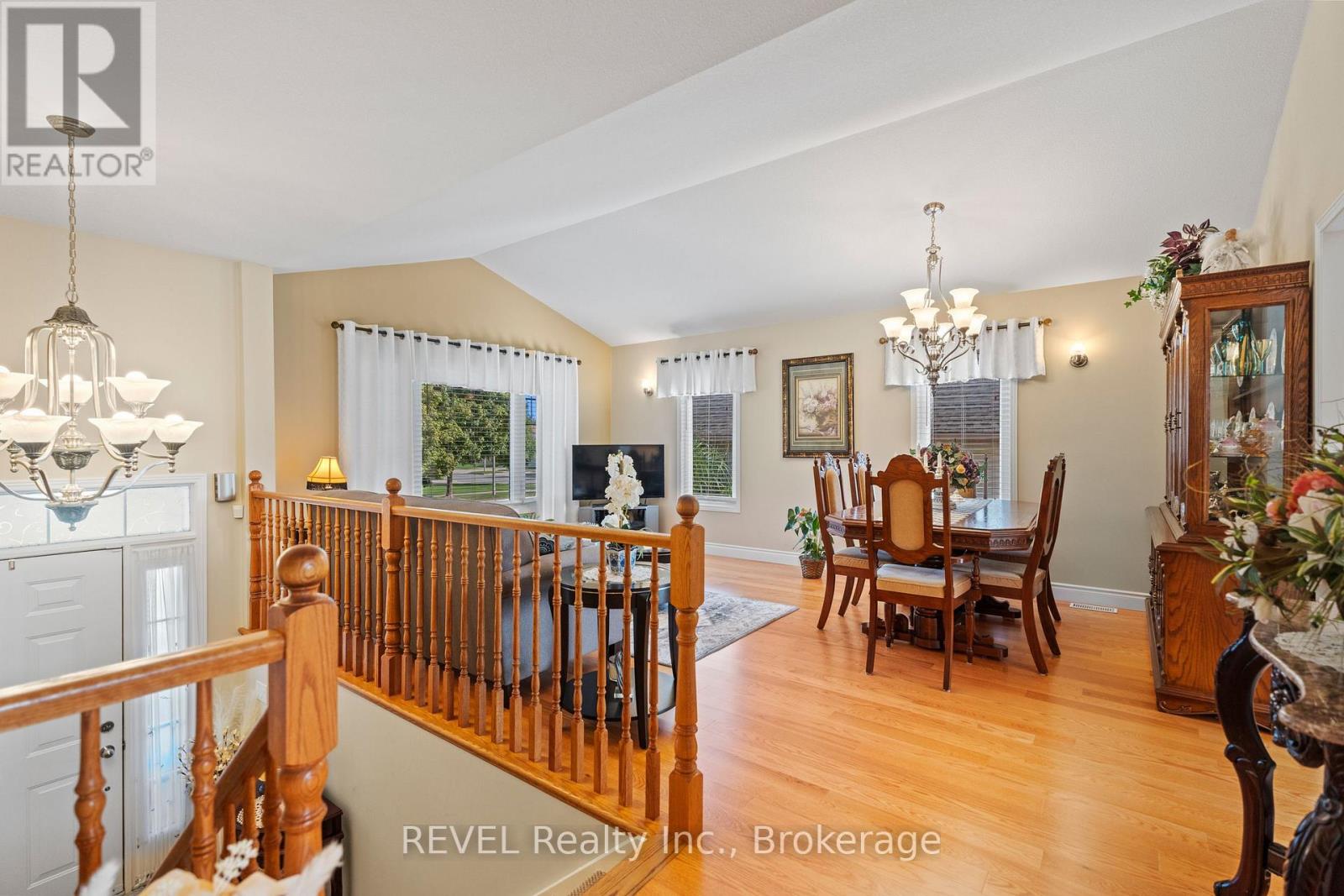 130 Loretta Drive, Niagara-On-The-Lake, Ontario  L0S 1T0 - Photo 6 - X13155300
