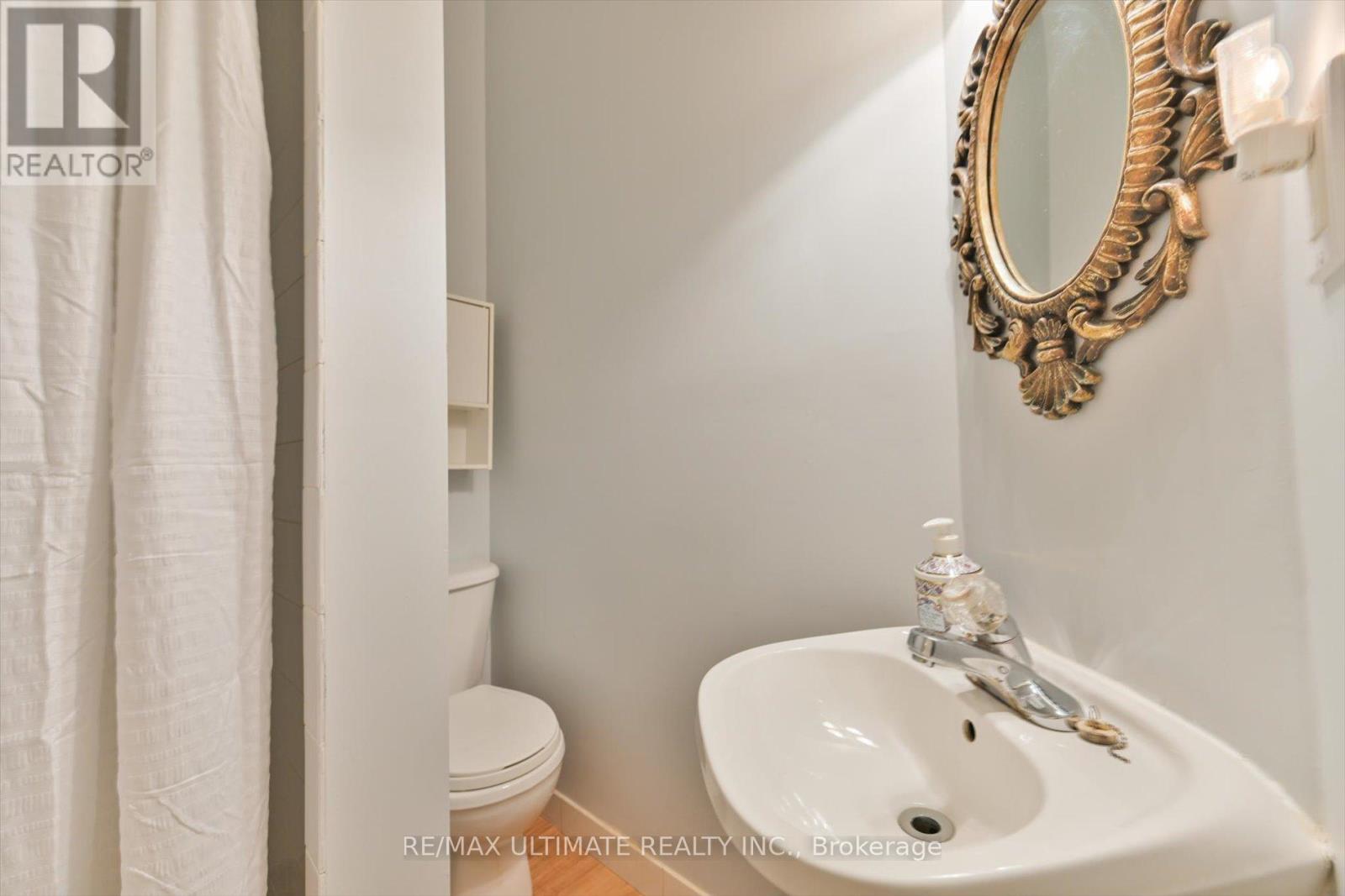 17 Major Street, Toronto, Ontario  M5S 2K9 - Photo 12 - C13155234