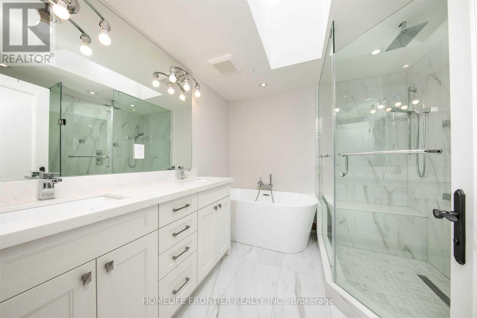 82 Cameron Avenue, Toronto, Ontario  M2N 1E2 - Photo 16 - C13155298