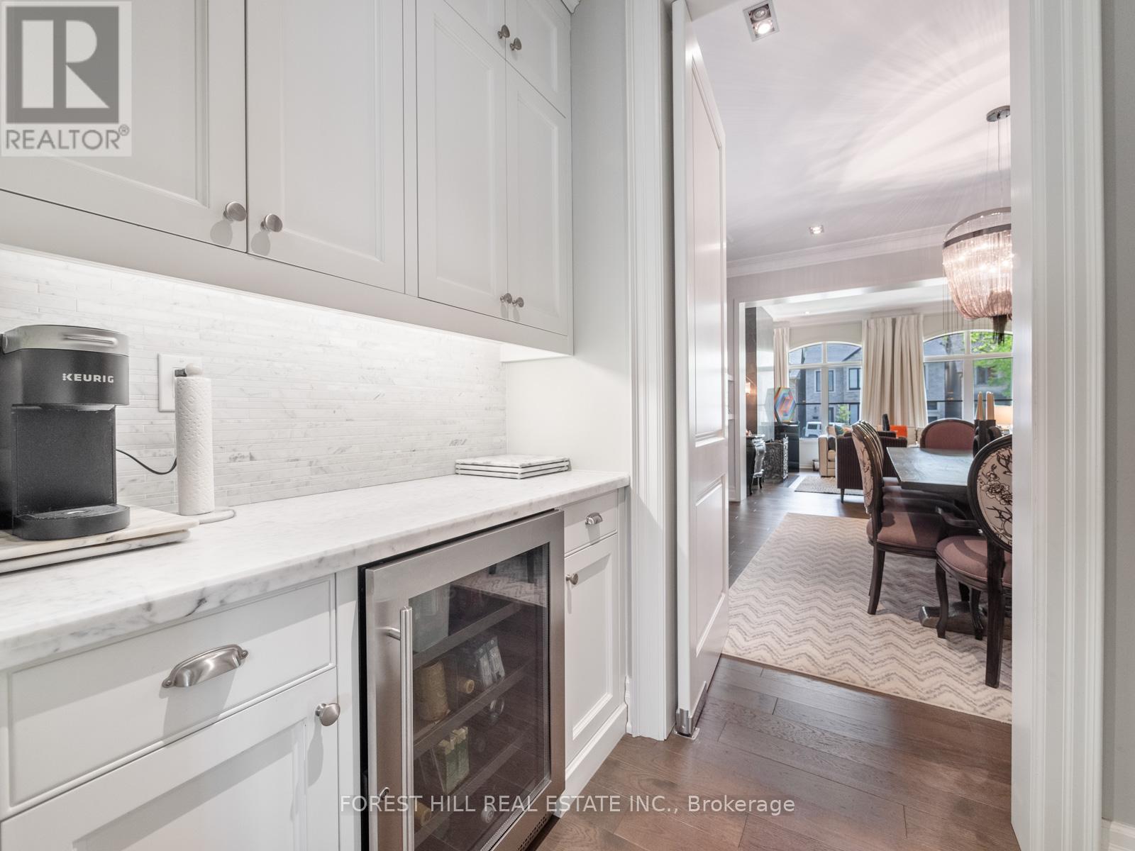 598 Castlefield Avenue, Toronto, Ontario  M5N 1L8 - Photo 17 - C13155310