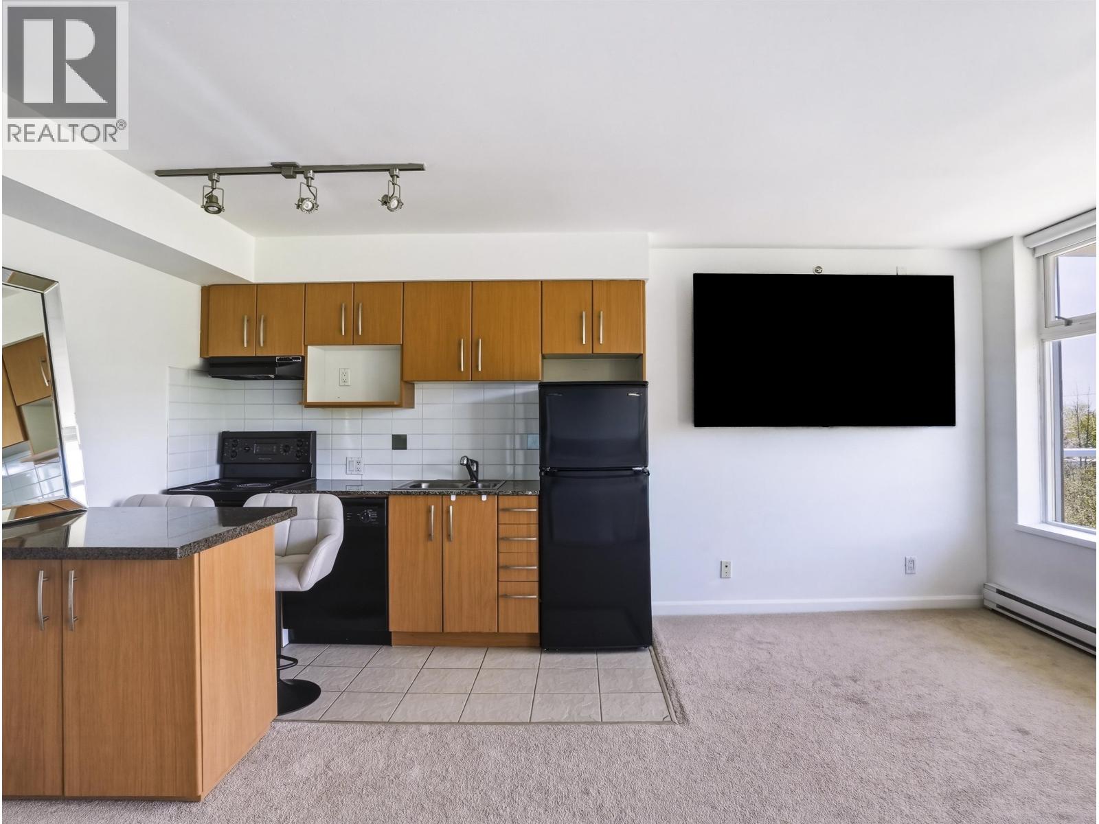 402 9298 University Crescent, Burnaby, British Columbia  V5A 4X8 - Photo 8 - R3126213