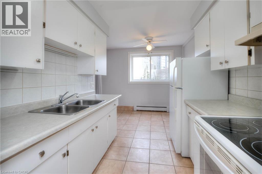 371 Dale Crescent Unit# 6, Waterloo, Ontario  N2J 3Y6 - Photo 12 - 40832223