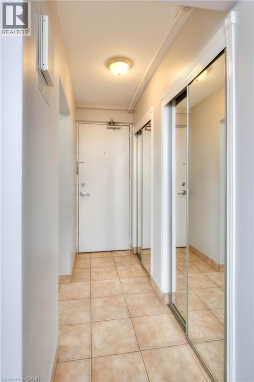 371 Dale Crescent Unit# 6, Waterloo, Ontario  N2J 3Y6 - Photo 3 - 40832223