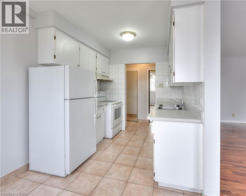 371 Dale Crescent Unit# 6, Waterloo, Ontario  N2J 3Y6 - Photo 9 - 40832223