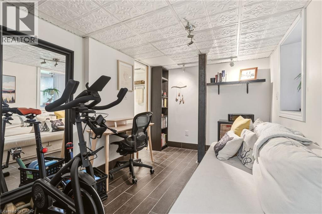 16 Hatt Street, Dundas, Ontario  L9H 2E8 - Photo 44 - 40832211