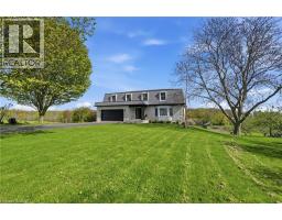 296 RIDGE Road W, Grimsby, Ontario
