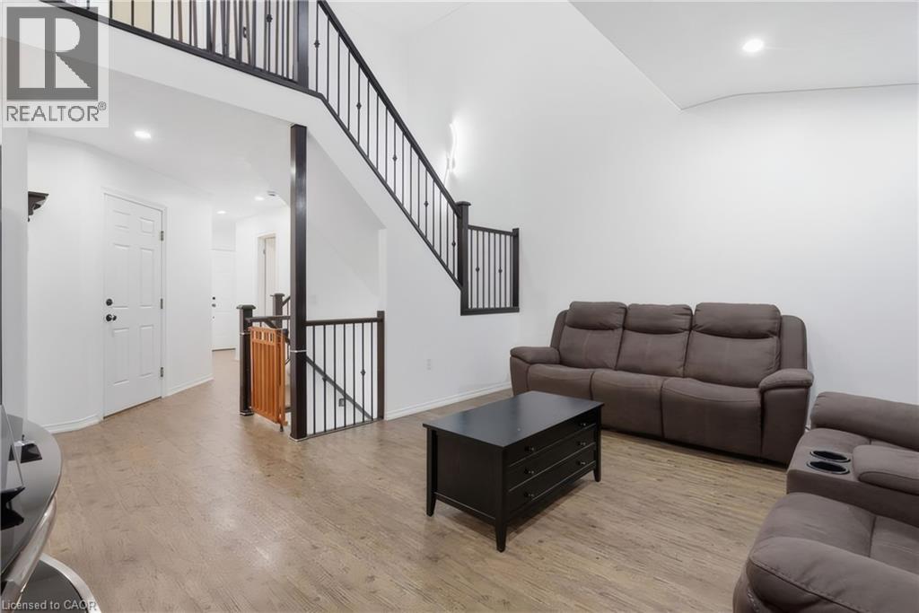 151 Ravenswood Road, Breslau, Ontario  N0B 1M0 - Photo 8 - 40829391