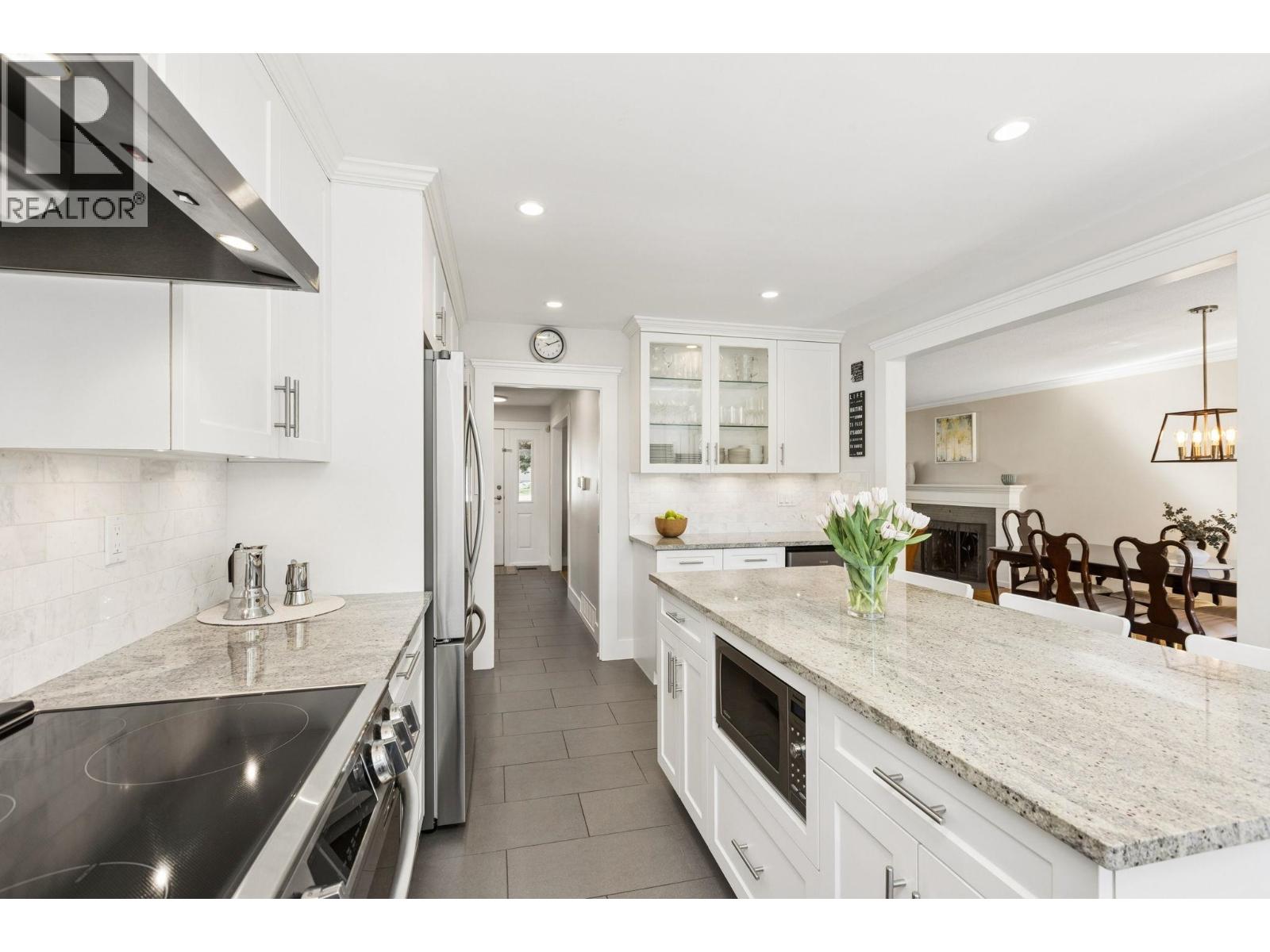 1256 Eastview Road, North Vancouver, British Columbia  V7J 1L6 - Photo 6 - R3126222