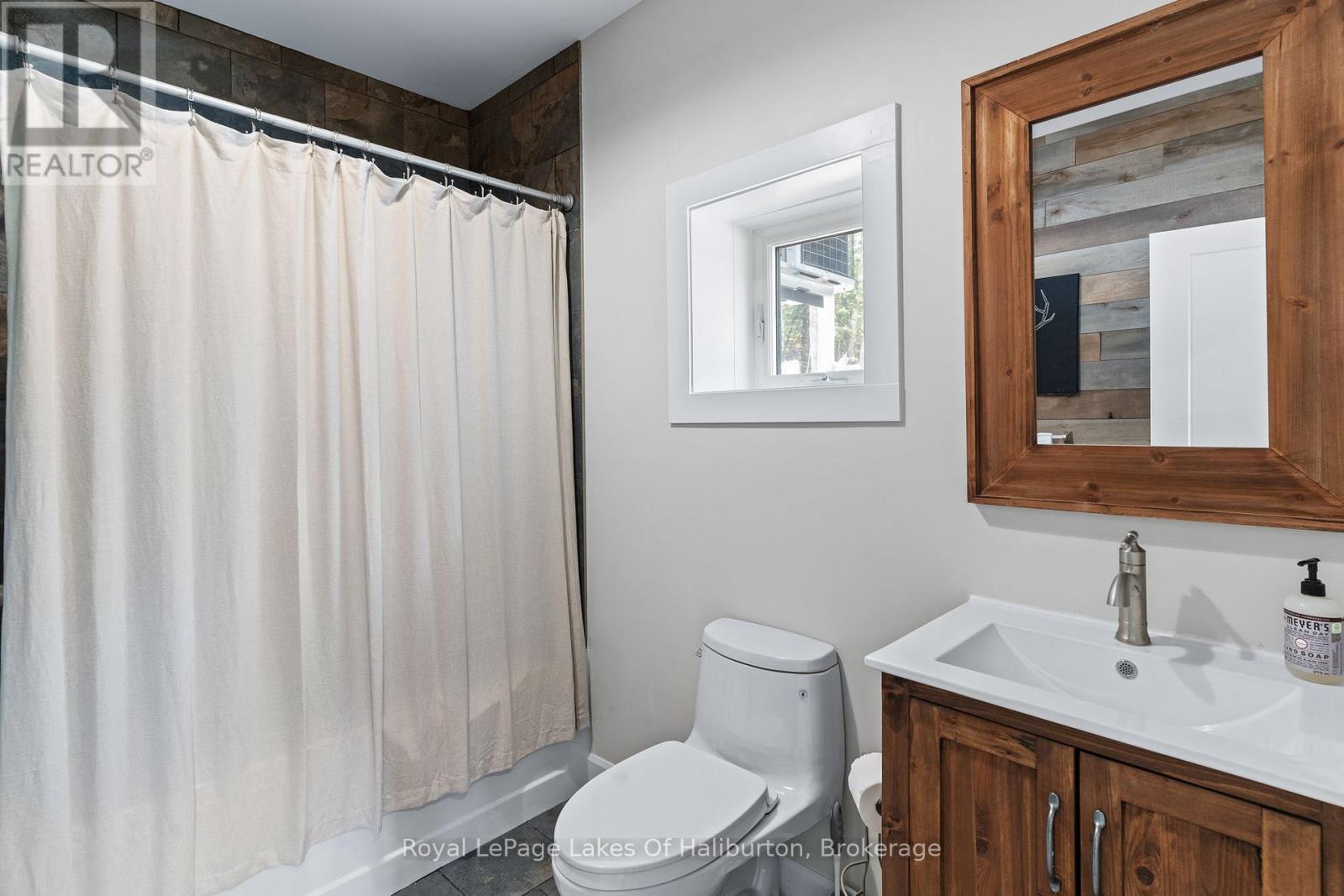 51 Glebe Road, Dysart Et Al, Ontario  K0M 1S0 - Photo 33 - X13155270