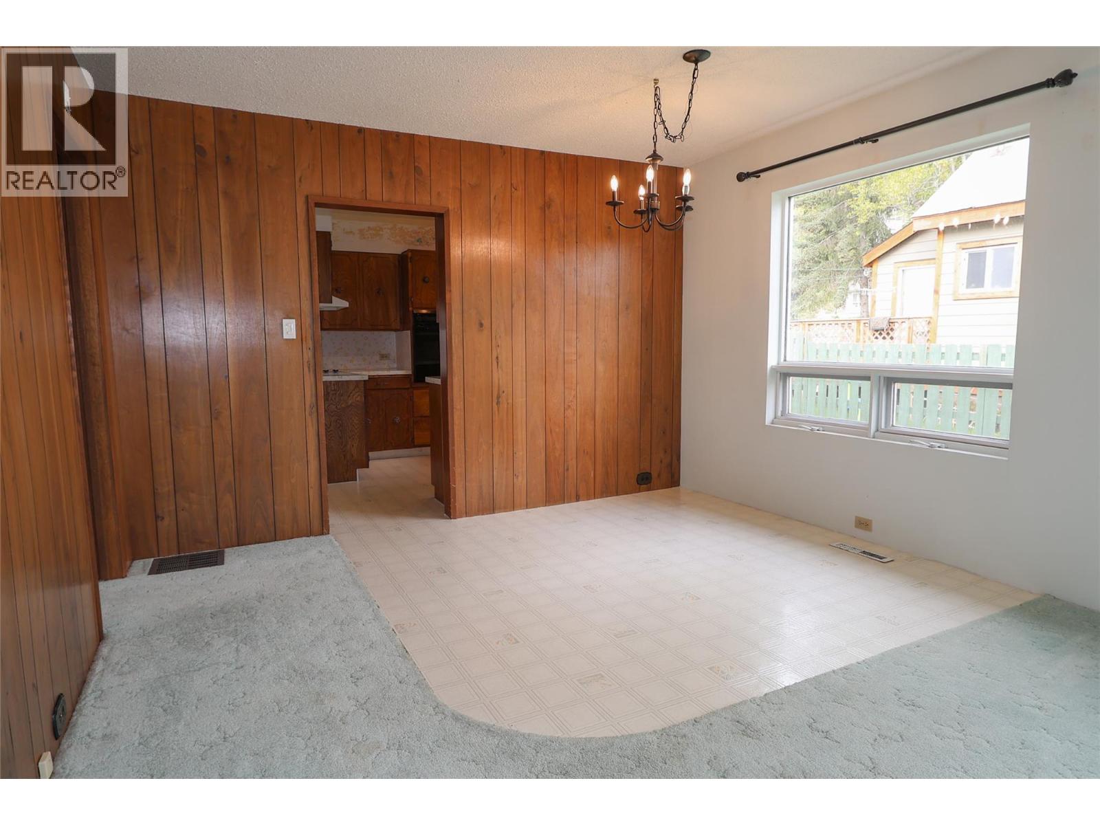 486 3rd Avenue, Kimberley, British Columbia V1A 2R3 - Photo 15 - 10388003