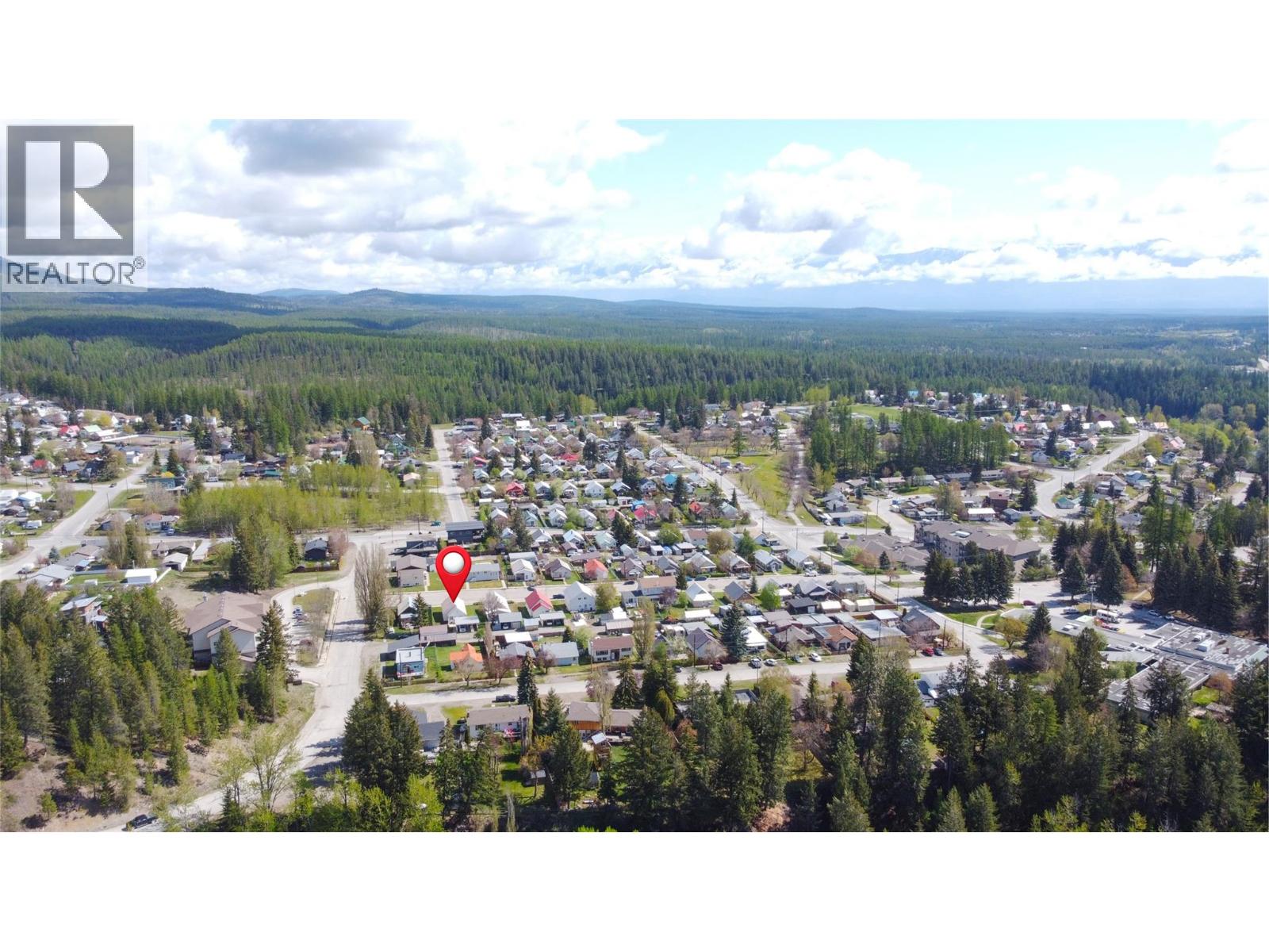 486 3rd Avenue, Kimberley, British Columbia V1A 2R3 - Photo 5 - 10388003