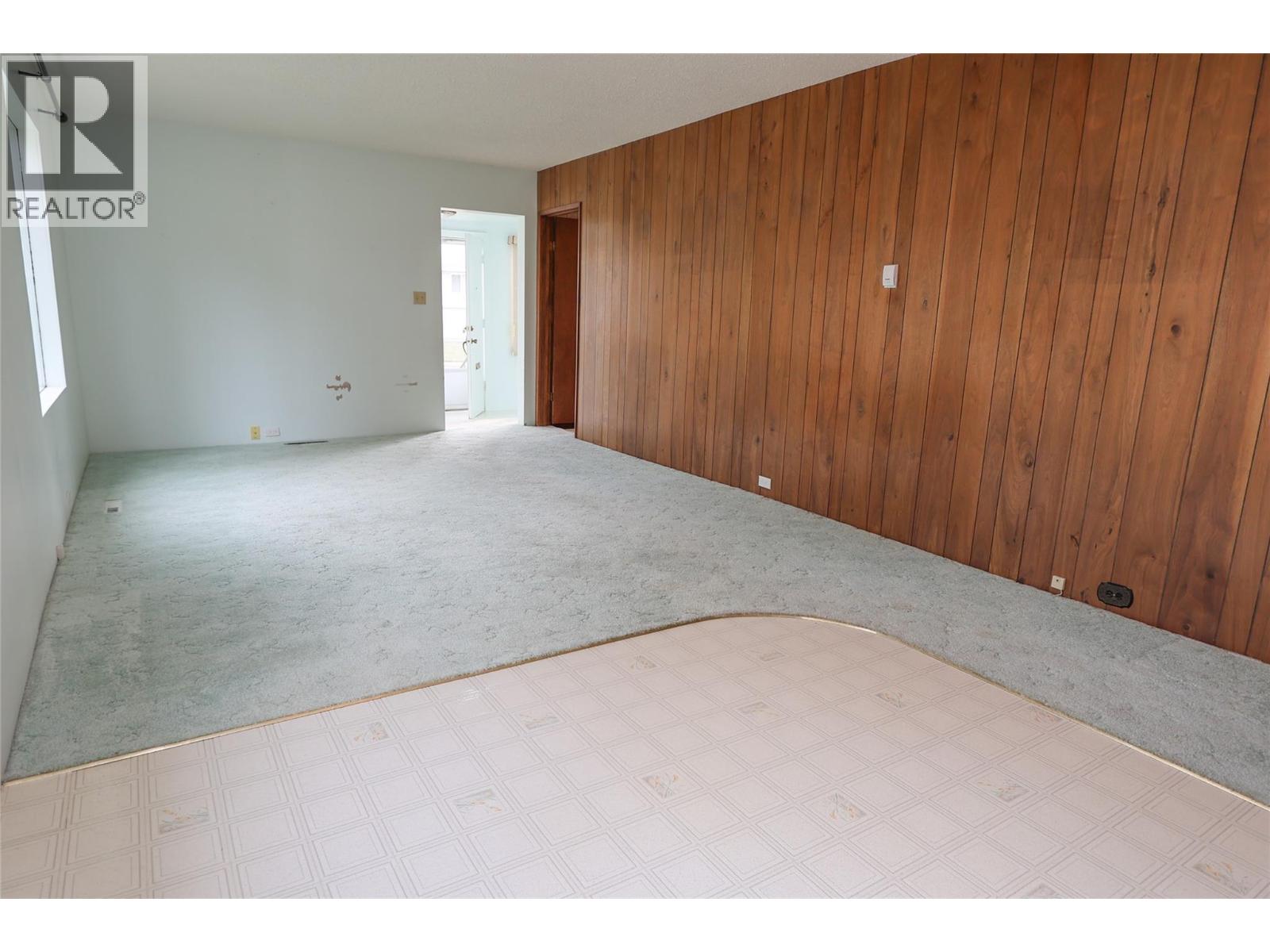 486 3rd Avenue, Kimberley, British Columbia V1A 2R3 - Photo 16 - 10388003