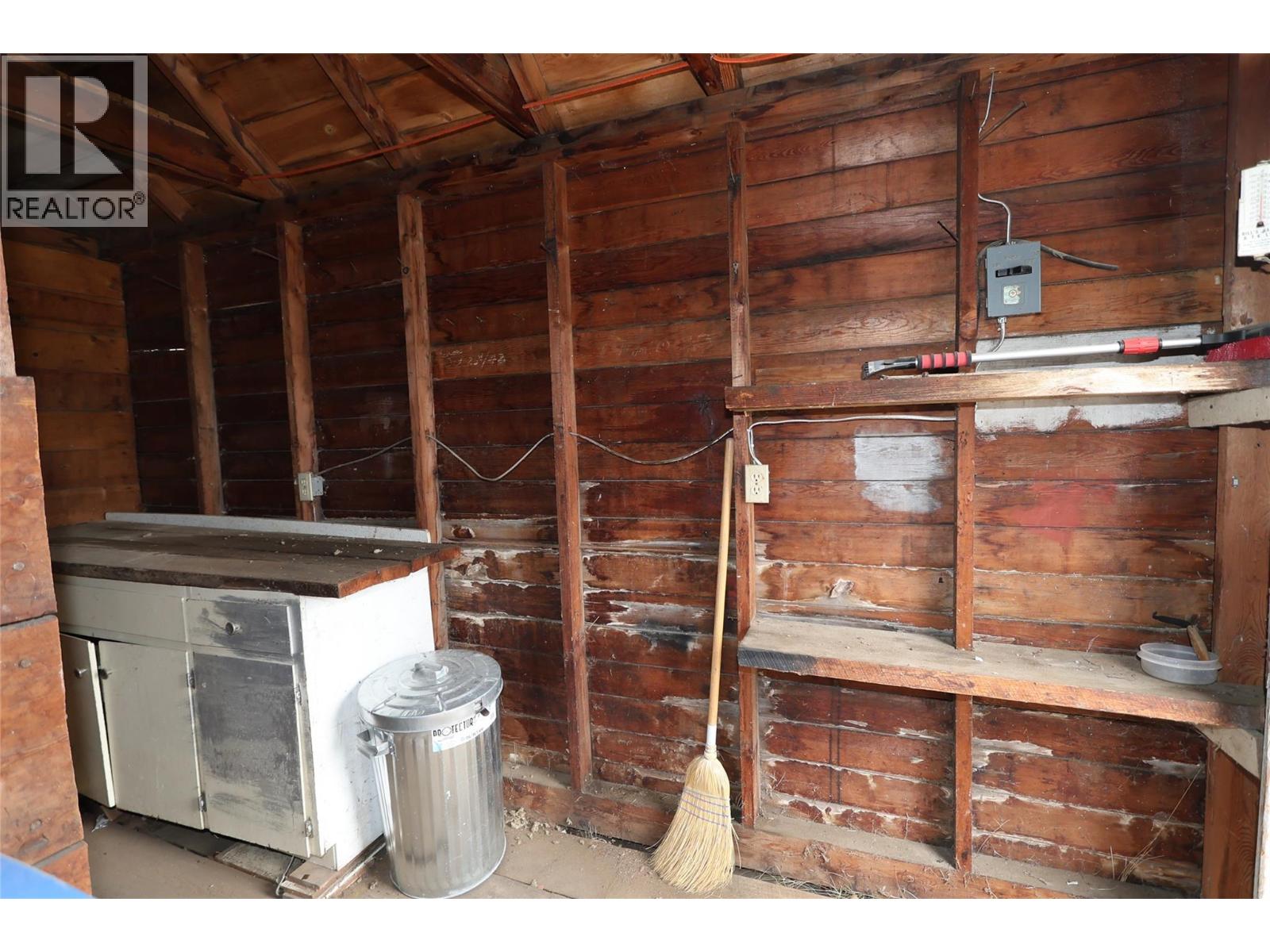 486 3rd Avenue, Kimberley, British Columbia V1A 2R3 - Photo 39 - 10388003