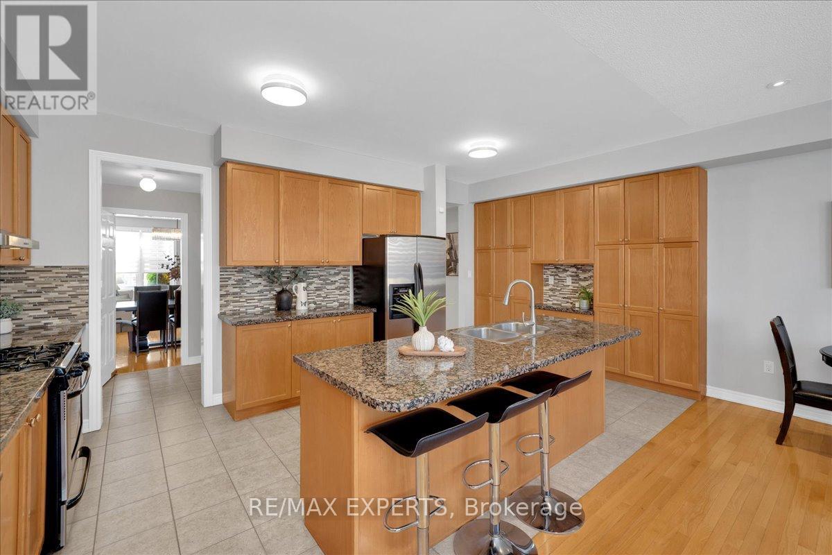 10534 Victoria Square Boulevard, Markham, Ontario  L6C 0A3 - Photo 16 - N13154972