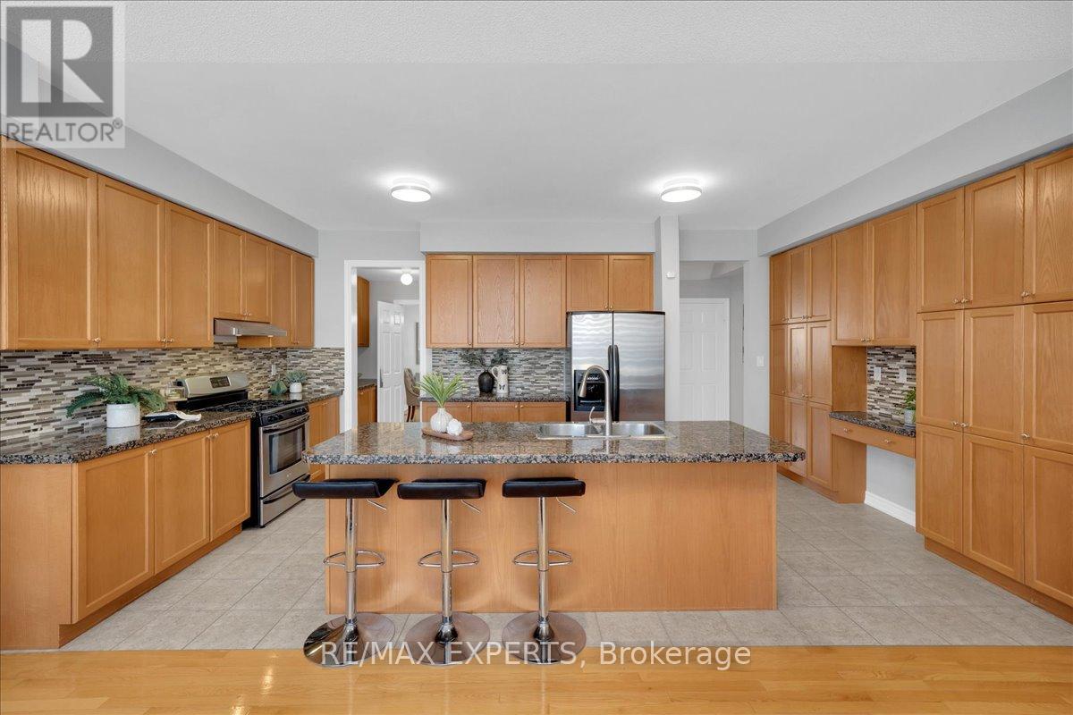 10534 Victoria Square Boulevard, Markham, Ontario  L6C 0A3 - Photo 17 - N13154972