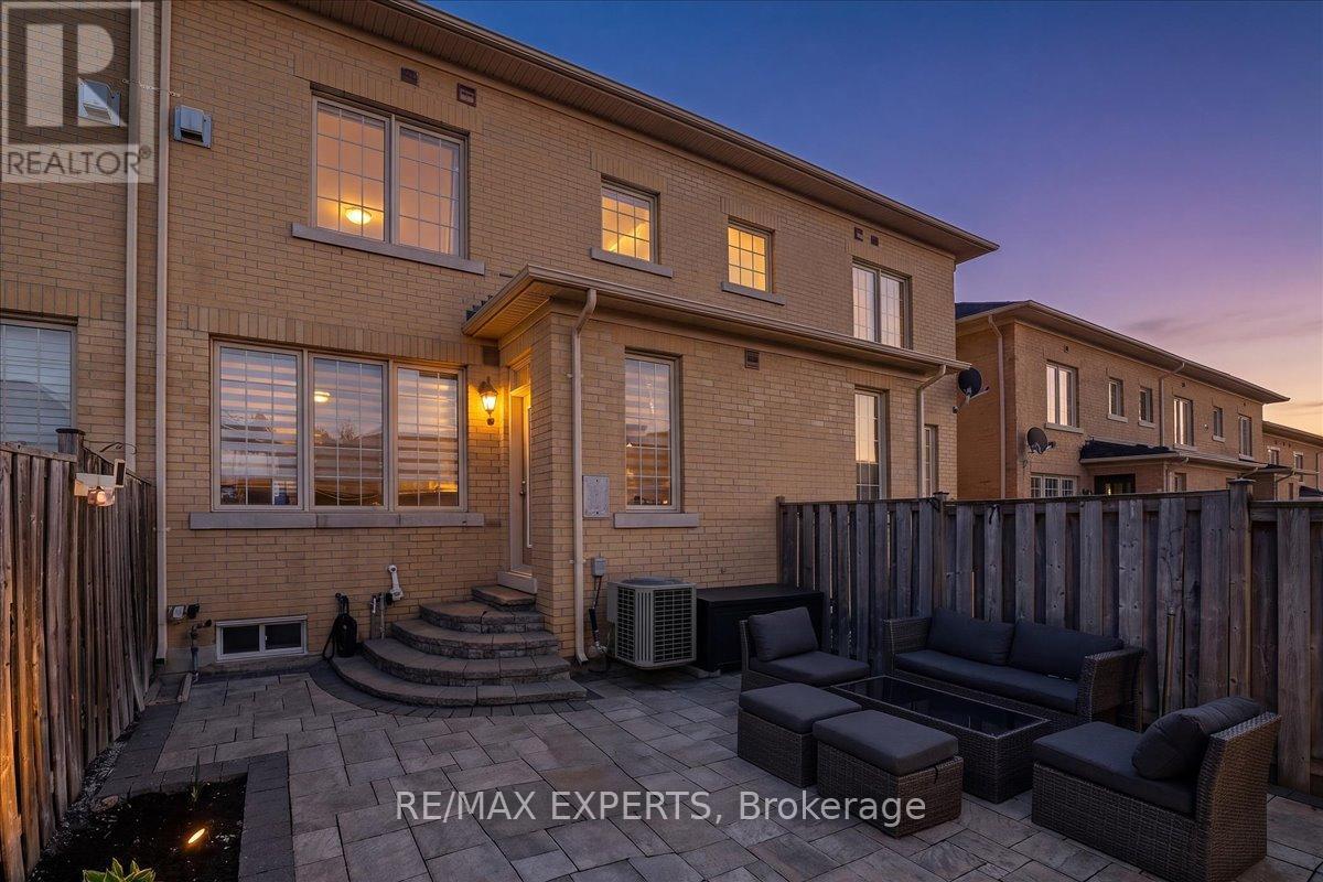 10534 Victoria Square Boulevard, Markham, Ontario  L6C 0A3 - Photo 38 - N13154972