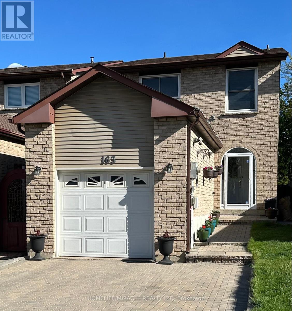 163 MABLEY CRESCENT, Vaughan, Ontario
