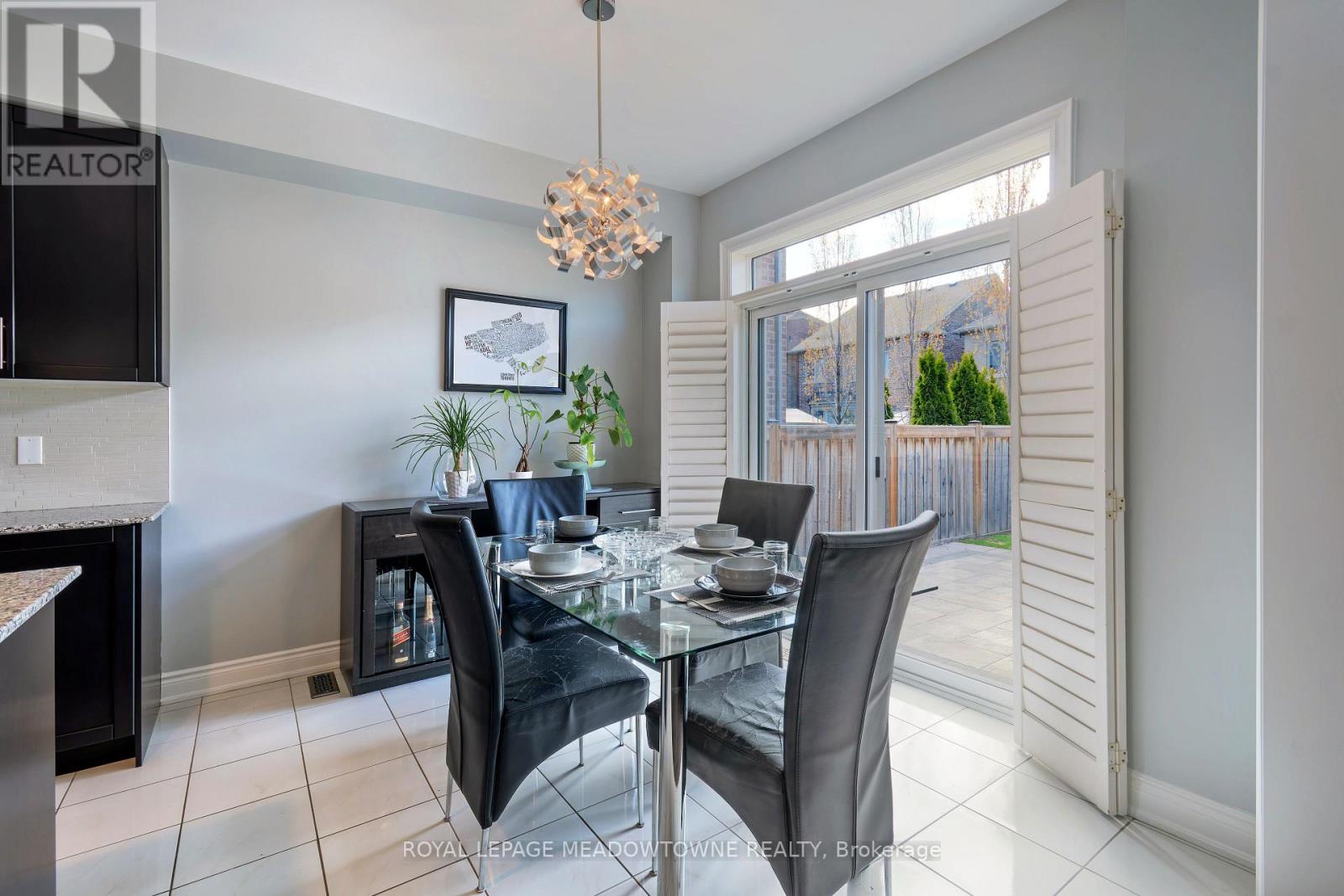 11 Cranbrook Crescent, Vaughan, Ontario  L4H 4H5 - Photo 11 - N13155172