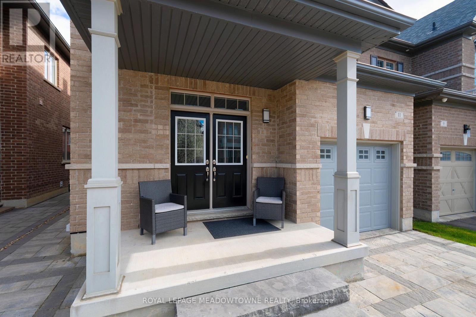 11 Cranbrook Crescent, Vaughan, Ontario  L4H 4H5 - Photo 4 - N13155172