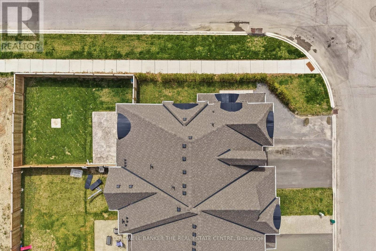 35 Cliff Thompson Court, Georgina, Ontario  L0E 1R0 - Photo 49 - N13155224