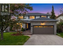 37 LAURENTIAN LANE, Orillia, Ontario