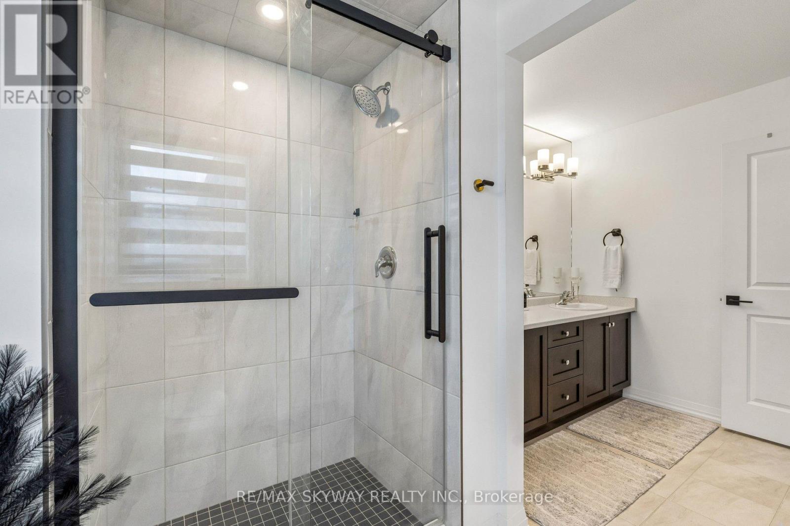 19 Whelan Court, Thorold, Ontario  L2V 0M3 - Photo 25 - X13127308