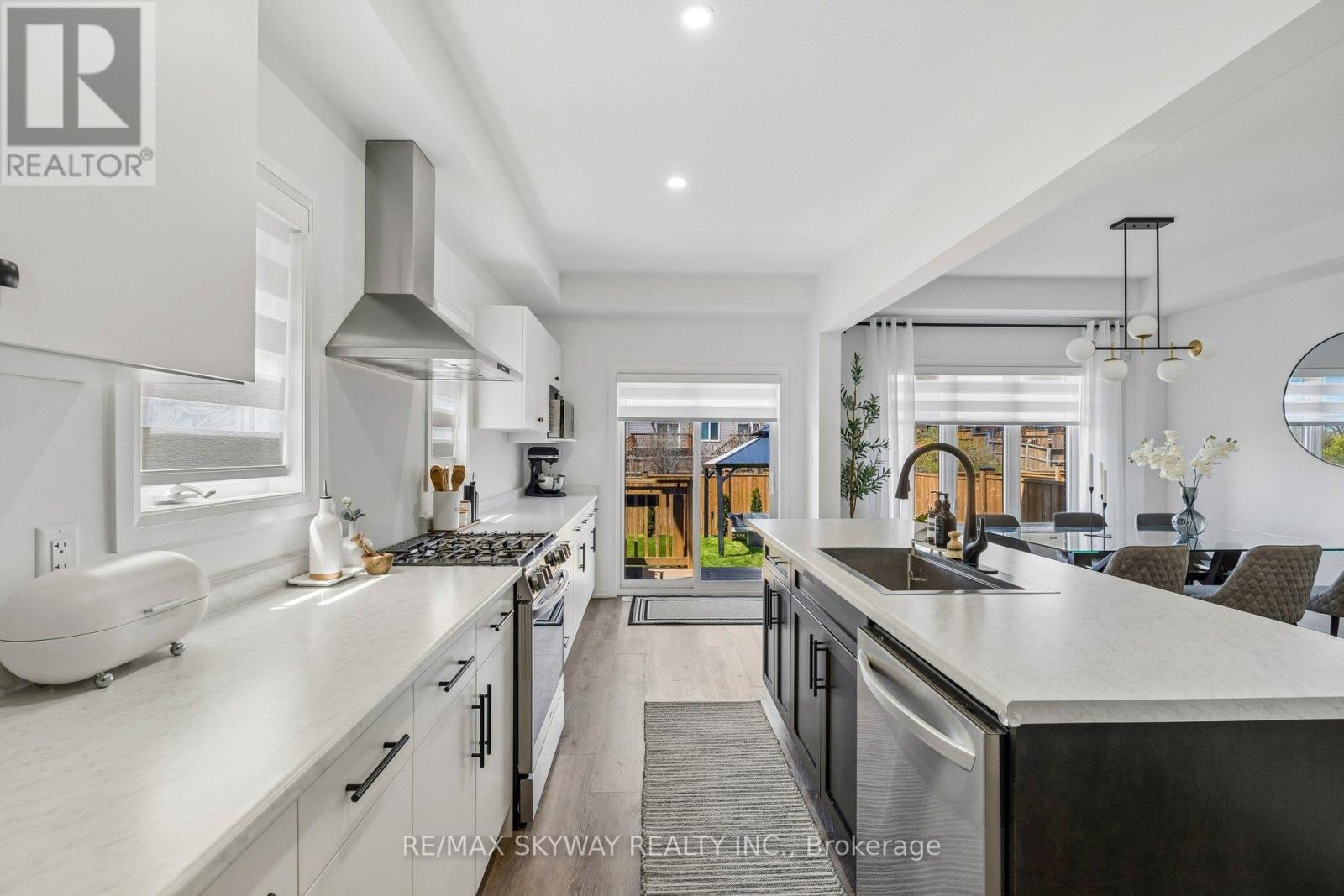 19 Whelan Court, Thorold, Ontario  L2V 0M3 - Photo 7 - X13127308