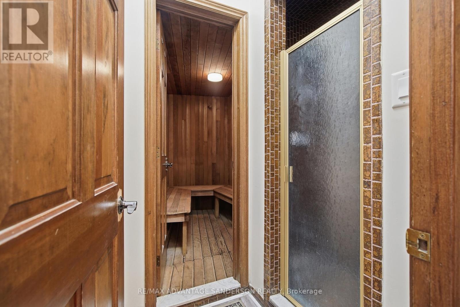 21727 Vanneck Road, Middlesex Centre, Ontario  N0L 1R0 - Photo 28 - X12982216