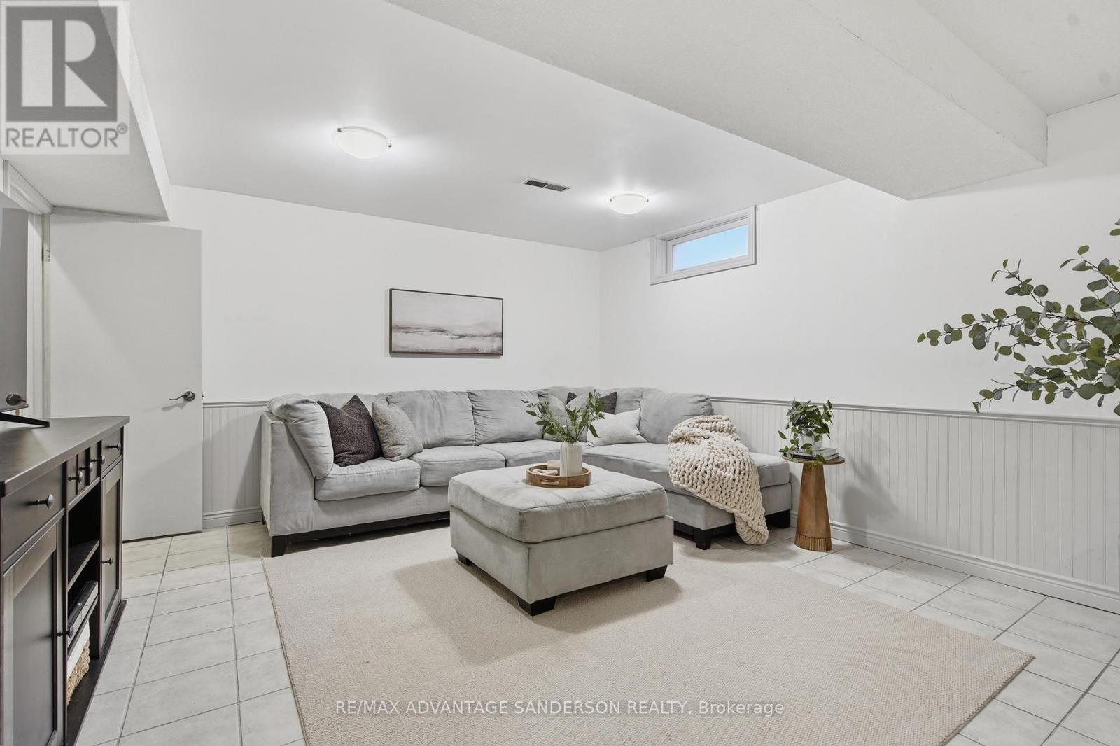 21727 Vanneck Road, Middlesex Centre, Ontario  N0L 1R0 - Photo 40 - X12982216