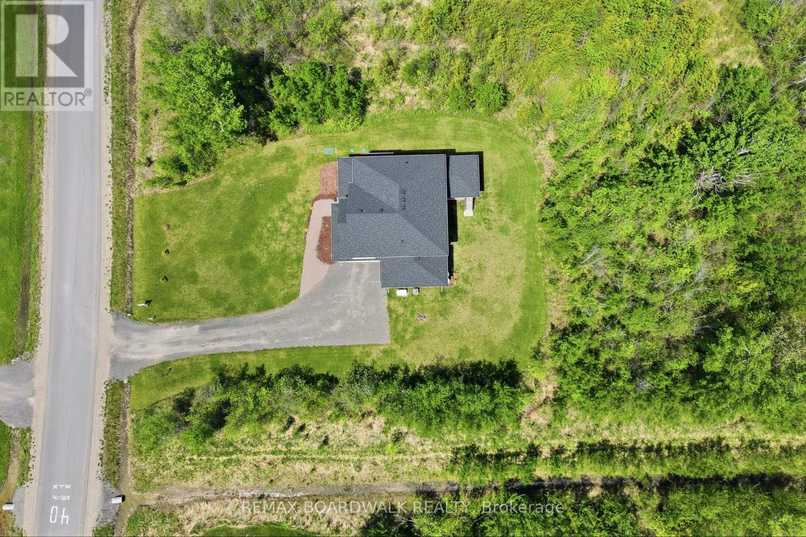 115 Kaswit Drive, Beckwith, Ontario  K7C 0C5 - Photo 2 - X12964864
