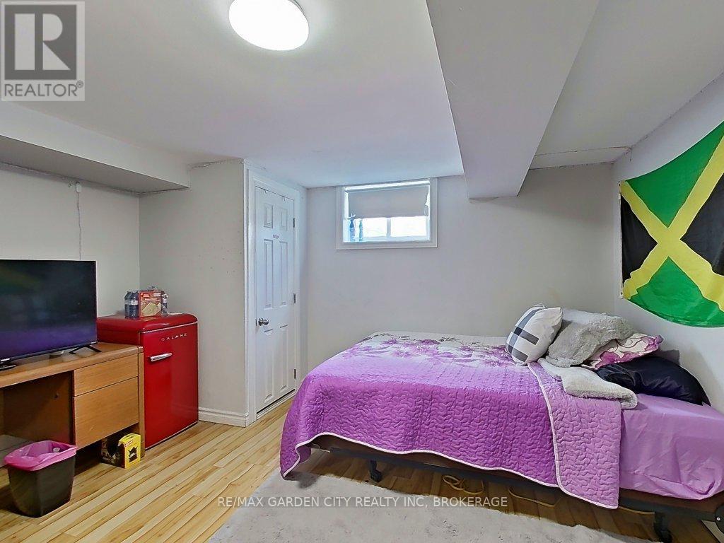 105 Tupper Drive, Thorold, Ontario  L2V 4C9 - Photo 20 - X12886650