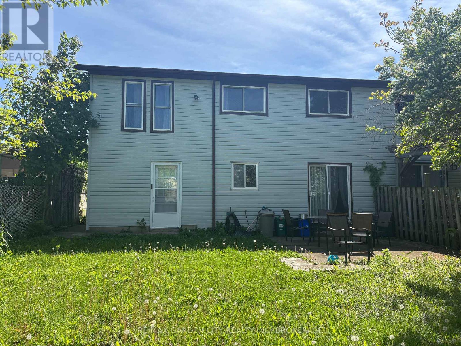 105 Tupper Drive, Thorold, Ontario  L2V 4C9 - Photo 45 - X12886650