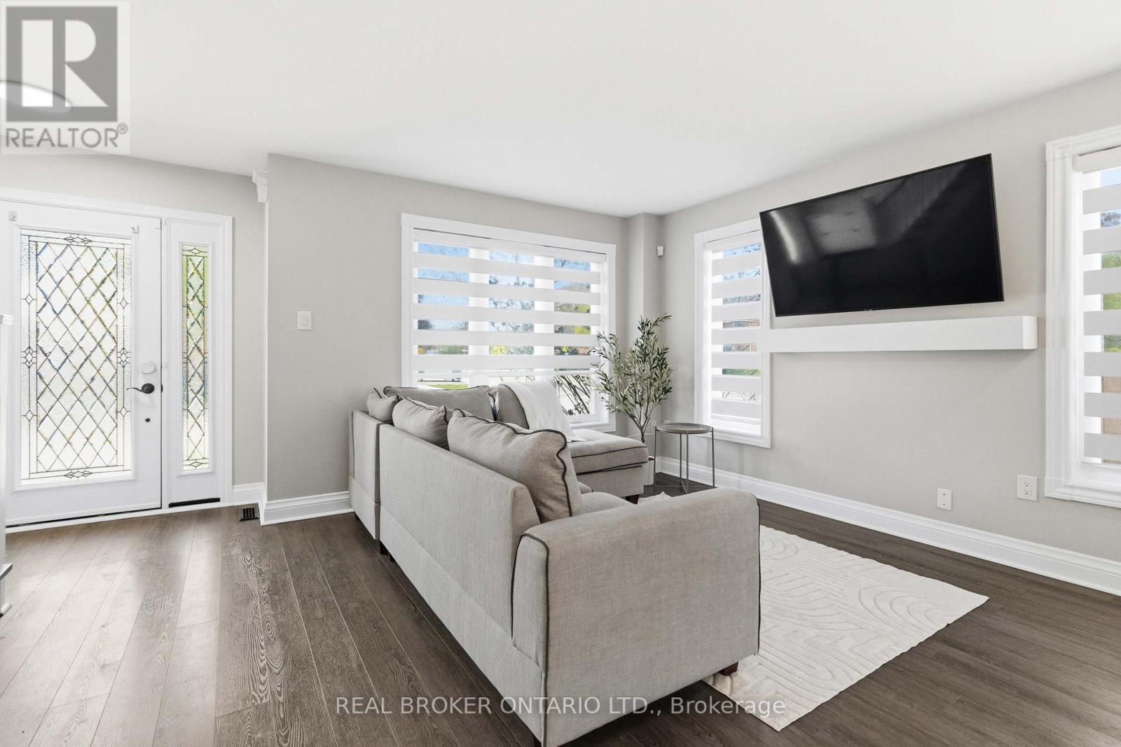 5048 Haswell Lane, Burlington, Ontario  L7L 6H3 - Photo 8 - W13155194