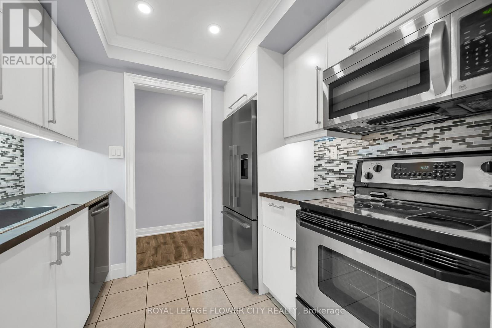 305 - 1535 Lakeshore Road E, Mississauga, Ontario  L5E 3E2 - Photo 16 - W13155202