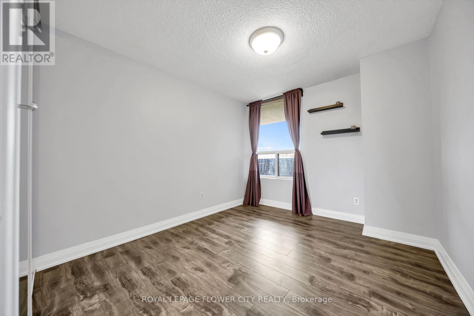 305 - 1535 Lakeshore Road E, Mississauga, Ontario  L5E 3E2 - Photo 19 - W13155202