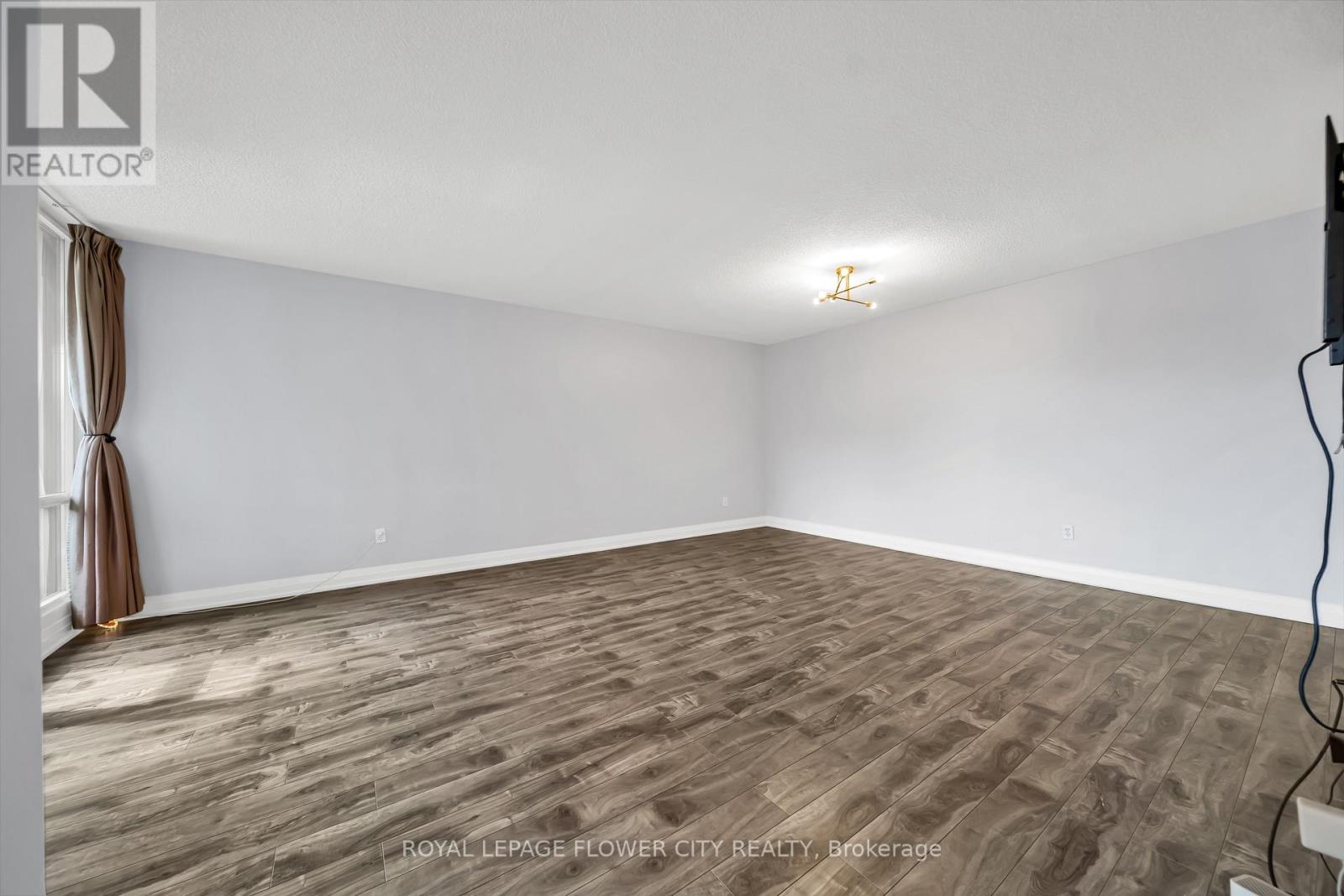 305 - 1535 Lakeshore Road E, Mississauga, Ontario  L5E 3E2 - Photo 9 - W13155202