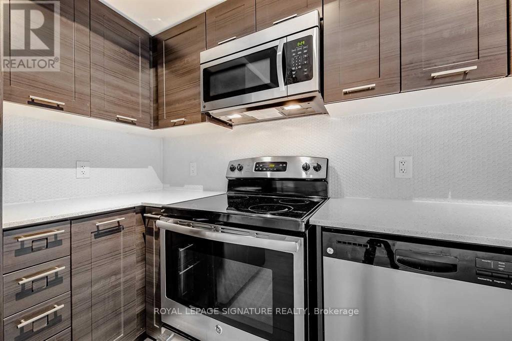 1003 - 2200 Lakeshore Boulevard, Toronto, Ontario  M8V 1A4 - Photo 4 - W13155218