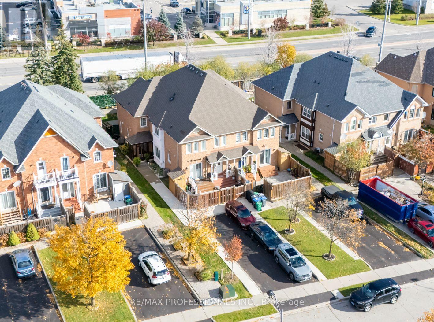 99 DESERT SAND DRIVE, Brampton, Ontario
