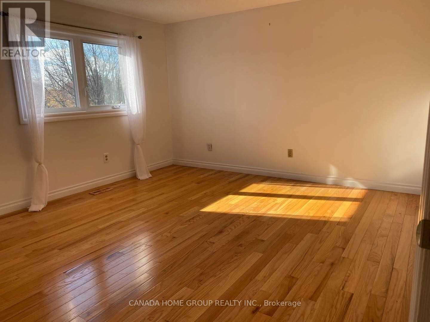 Upper - 3251 Valcourt Crescent, Mississauga, Ontario L5L 5G9 - Photo 10 - W13155272